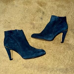 Navy Suede Bella Vita Booties